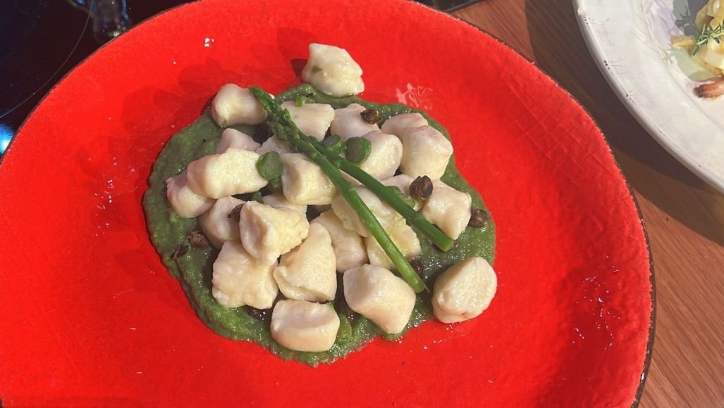 gnocchi di ricotta e asparagi